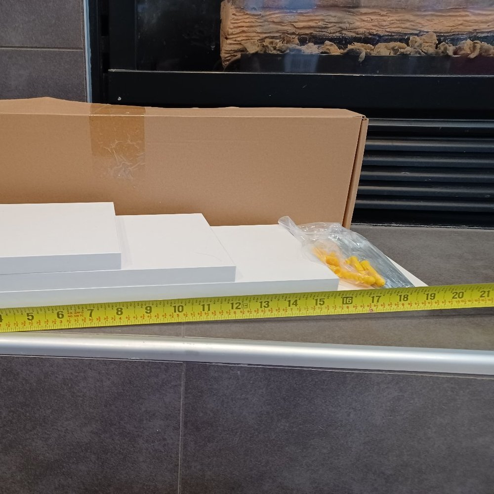 Set of four white floating shelfs (Brand New) - Picture 6 of 9